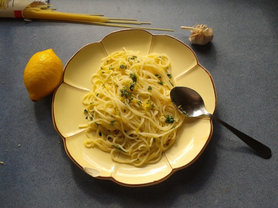 Spaghetti pachnące cytryną